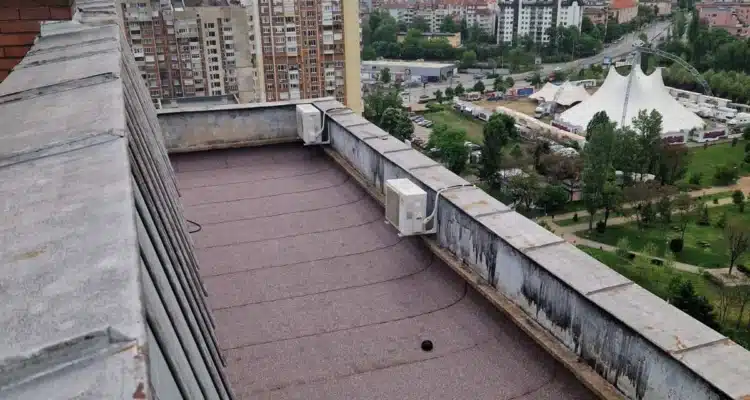 Хидроизолация на плосък покрив в Дружба